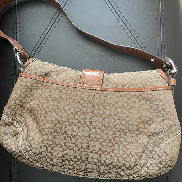 Coach - Picture 2 of 3